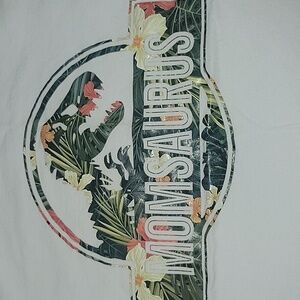 Momsaurus tee. Size large
